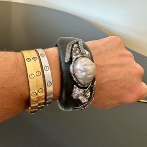 RARE Luxury Formal Authentic Alexis Bittar Lucite Crystal Baroque Pearl Bangle